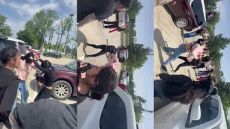 Send In Girl Fights!!