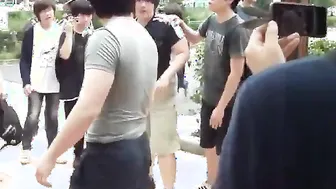 Korean Teenagers Street Fight
