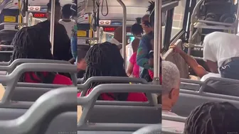 Homer and Bart Fighting On The Bus