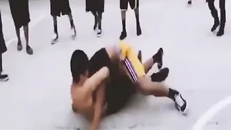 Shirtless Guy Loses His Cool And Ends The Fight!