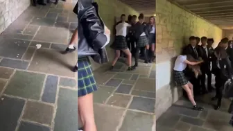 Girl fights: Be Helpful!