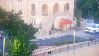 Absolutely Insane: Woman Experiences Mental Health Crisis at Hotel, Fights Se...