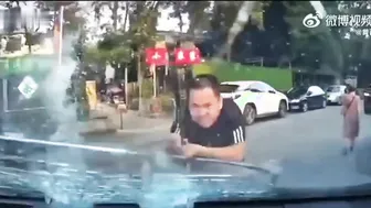 Dont Bring Metal Rod to a Car Fight
