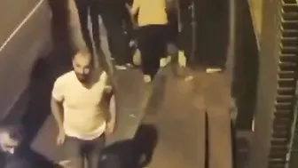 Istanbul Passersby Rescue Woman From AttackERS