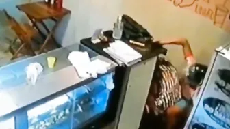 Ice cold Babe Walks Out Her Mans Blood Leaving Him To Die