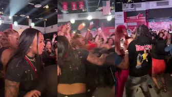 Daily Fights And Entertainment: Wildin Cries