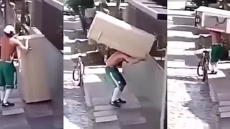 Crackhead Strength Is Ridiculous When Free Junk Is Involved