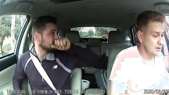 Mexican Cartel Members Calm Down Tourists After Pulling Them Over!