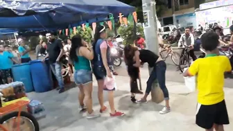 Colombian Girls Fight For Love