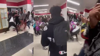 Girl fights!! Viral Videos