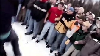 Guy Reboots After Knee To The Head