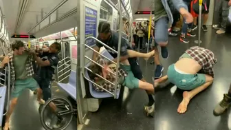 Shoe vs No Shoe: The #1 Street Fight Videos