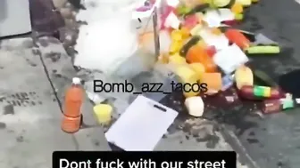 Good Samaritans Defend Vendor Cart