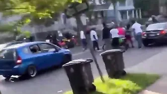 Daily Fights And Entertainment: Doordashers Foul Encounter