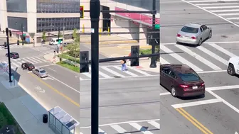 Road rage Fight At An Intersection