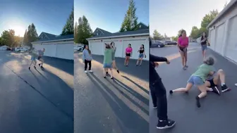Twin Vs Twin In A Girl Fight!
