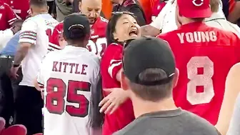 49ers Fans Go Wild In Preseason Clash