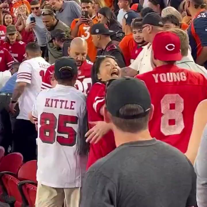 49ers Fans Go Wild In Preseason Clash