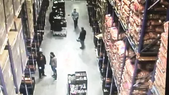 Old guy pulls a blade - Fight Time!