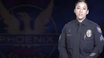 Man attacks Phoenix Police Officer, Gets Shot.%%