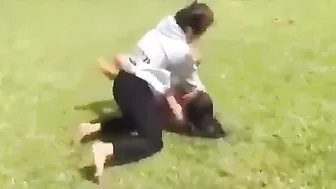 White Belt Jiu Jitsu Girl Breaks Her Arm and Sleeps Through It