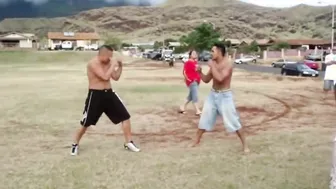 Mortal Kombat Mid-Kick Clash