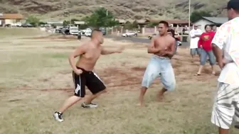Mortal Kombat Mid-Kick Clash