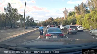 Traffic Clash Leads To Street Brawl!