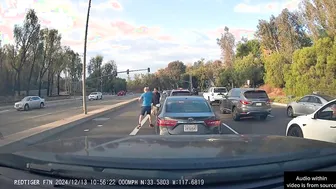 Traffic Clash Leads To Street Brawl!