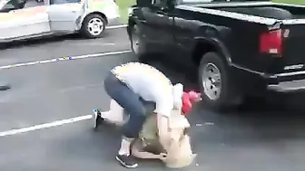 All Over A Guy! #1 Fight Videos ???? ????