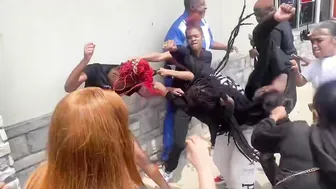 Girl Power Fights!
