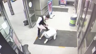 Mans Attempt To Stab Security Guard Fails