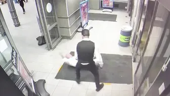Mans Attempt To Stab Security Guard Fails