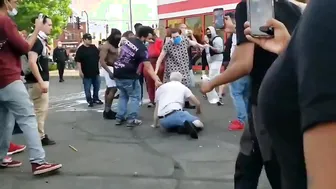 Dont fight, Let Others Wrestle