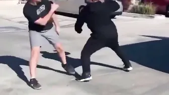 Wack100 vs Rapper Blueface Gets Into A Scuffle