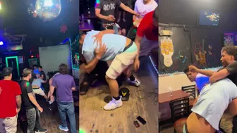 Karaoke & Knuckle Sandwich Night In Louisville