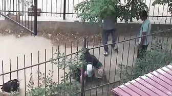 Man vs. Multiple Aggressors In Superman Style Fight Clips