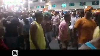 Carnaval In Bahia, Brazil - Daily Fight Video