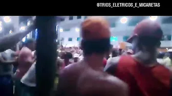 Carnaval In Bahia, Brazil - Daily Fight Video