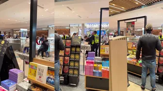 Mall Fight争夺战
