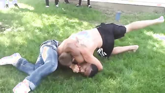 Aazz-beating Fight Ensures Victory!