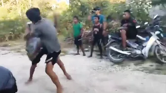 After-school Beef Fight