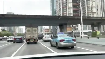 A Chinese Driving Experience vs. The Us