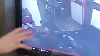 Woman Takes Thief Down