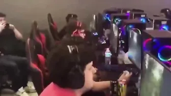 Craziest Gamers Rage At Lan Party ????????