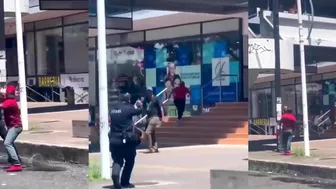 Two Men Settle Their Differences With Knives In Public Square