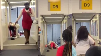 Spirit airlines vs Customers: Fight On!