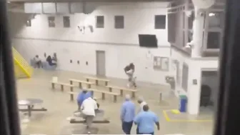 Small guy Tumbles Giant in Prison!