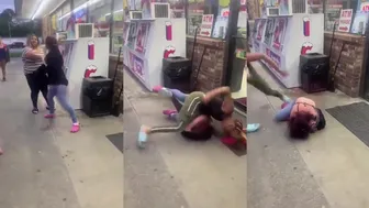 Girl Fights Back After Mom Gets Hit